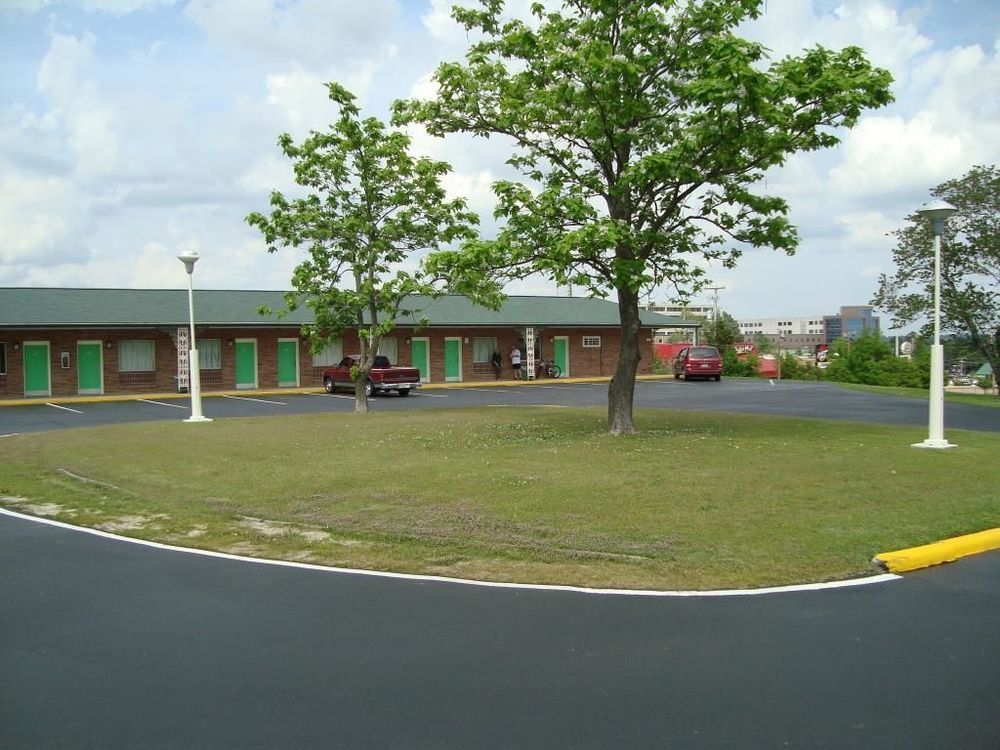 Town House Motel テューペロ エクステリア 写真